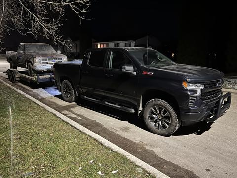 GetMyScrapCar | Chevrolet Silverado Towing Junk Pickup for Scrap Metal Recycling