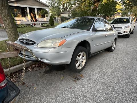 GetMyScrapCar | Ford Taurus Junk Car for Scrap Metal Recycling