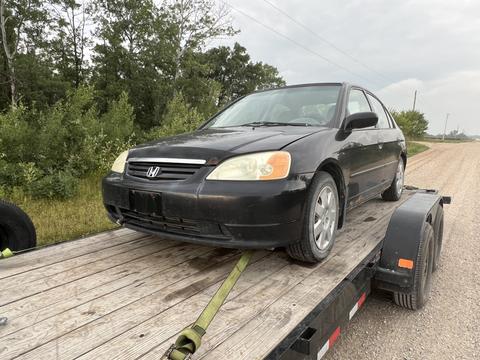 GetMyScrapCar | Honda Civic Scrap Car on Trailer for Cash for Cars